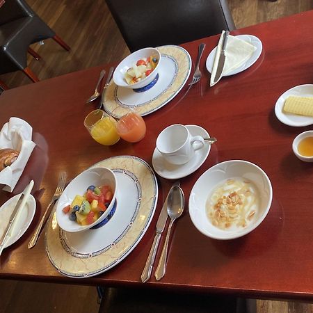 ליים ריג'יס Fernhill Hotel מראה חיצוני תמונה