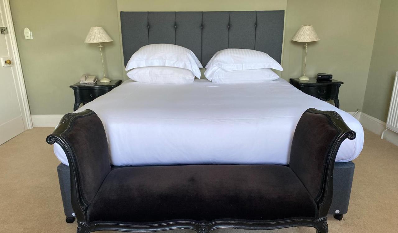 ליים ריג'יס Fernhill Hotel מראה חיצוני תמונה