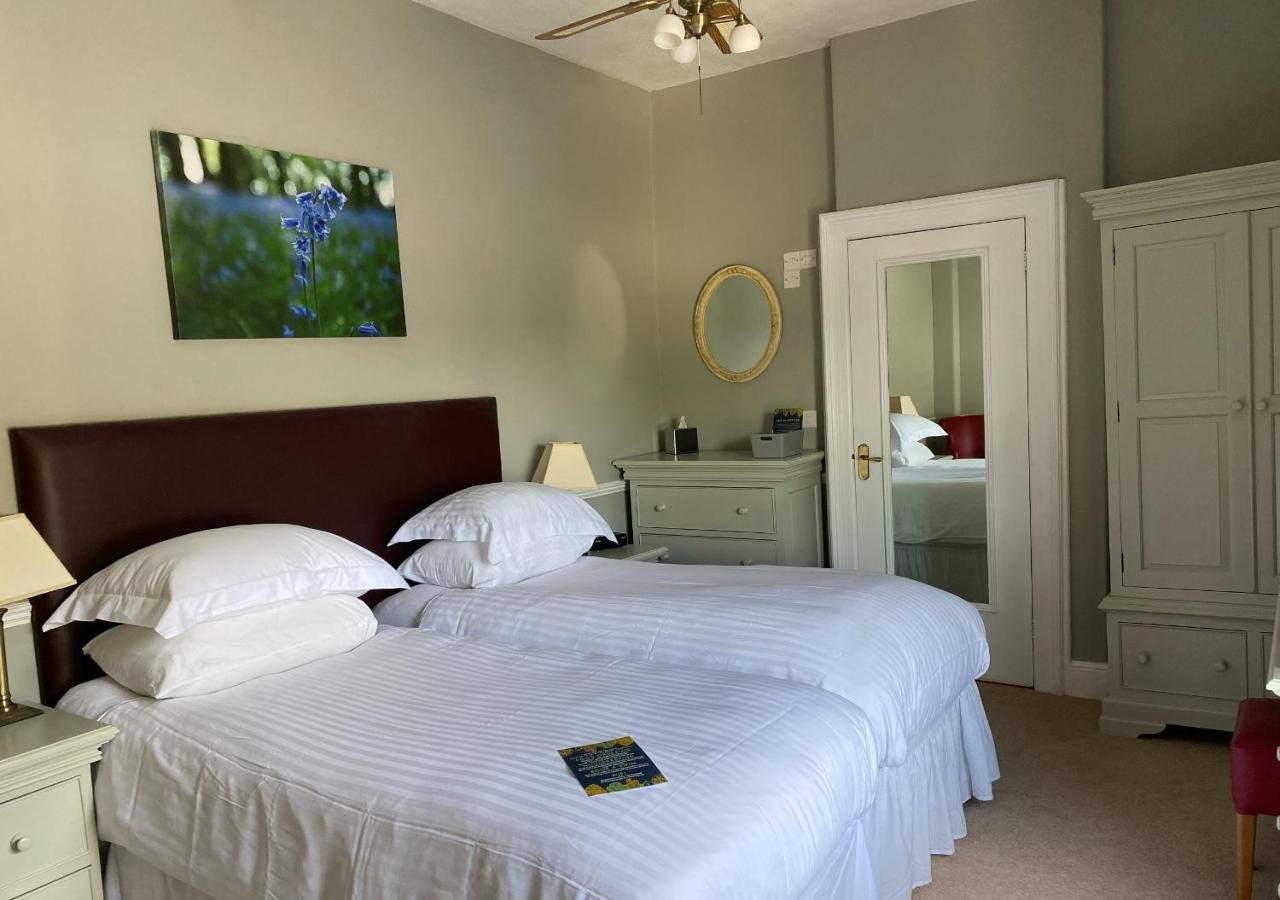 ליים ריג'יס Fernhill Hotel מראה חיצוני תמונה