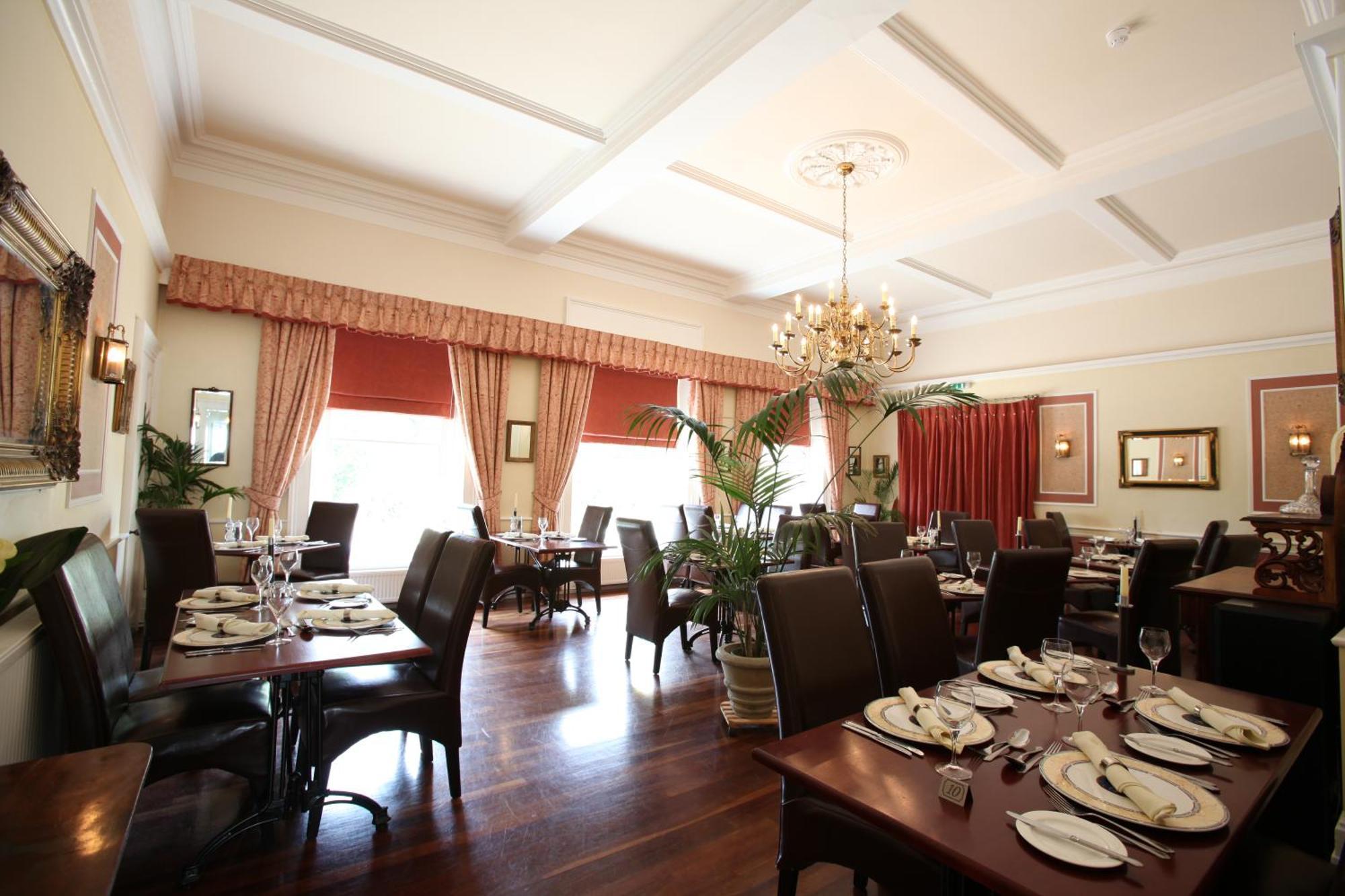 ליים ריג'יס Fernhill Hotel מראה חיצוני תמונה