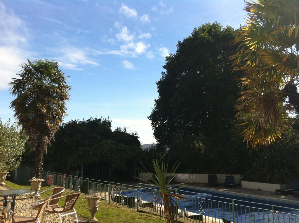 ליים ריג'יס Fernhill Hotel מראה חיצוני תמונה